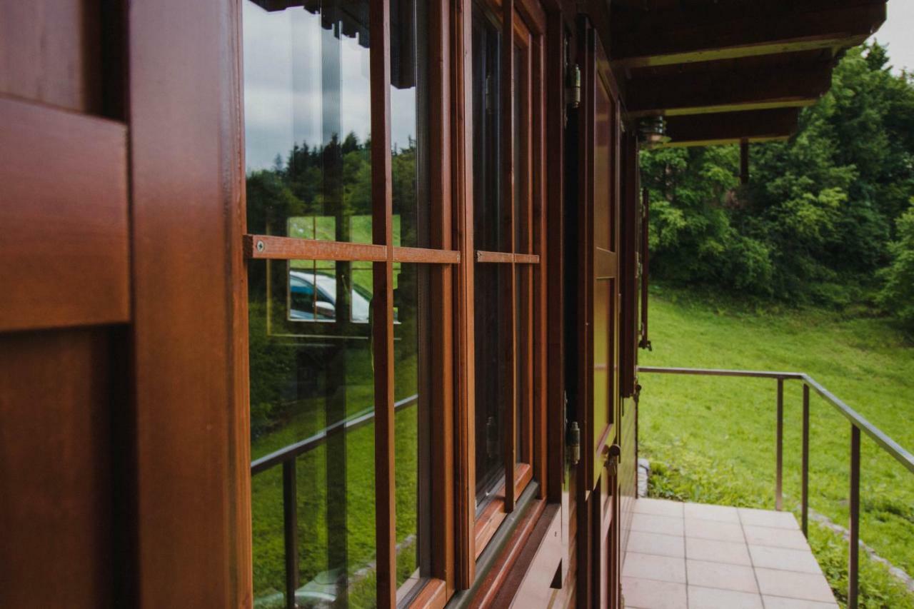 Lazec Country House Villa Pluznje Eksteriør billede